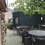 Musikbuehne Flieger - Konzept - Loften In Einer Kneipe Apartmán Tettnang