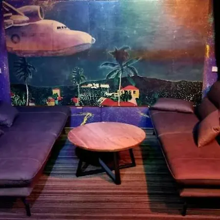 Musikbühne Flieger - Konzept - Loften In Einer Kneipe Apartment Tettnang