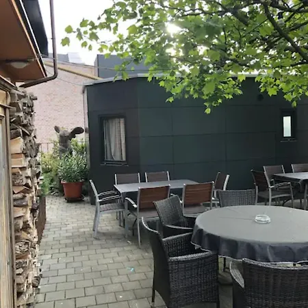 Musikbühne Flieger - Konzept - Loften In Einer Kneipe Apartment Tettnang