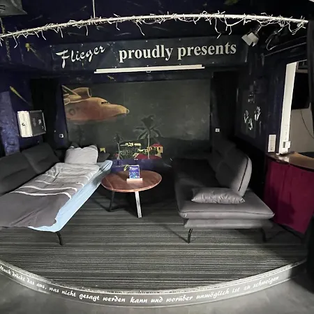 Musikbühne Flieger - Konzept - Loften In Einer Kneipe Tettnang