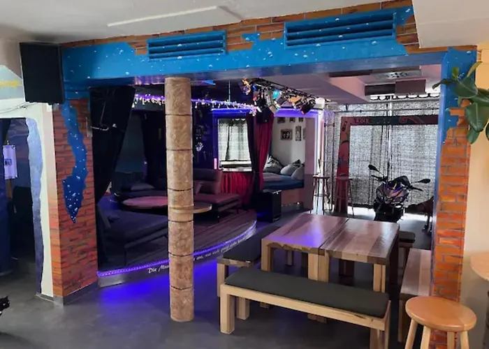 아파트 Musikbuehne Flieger - Konzept - Loften In Einer Kneipe