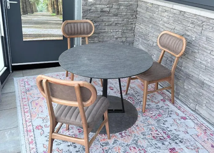 Musikbuehne Flieger - Konzept - Loften In Einer Kneipe *